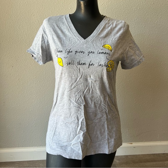 When Life Gives You Lemons Lash T-Shirt Size Small Dear Lash + Love - Picture 1 of 8